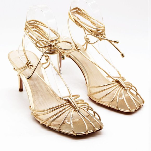 Porte & Paire Net-a-porter Gold Metallic Leather Sandals Lace Up Strappy 39 $280 - Picture 3 of 16